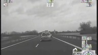 Szalone wyprzedzanie na czołówkę z ciężarówką