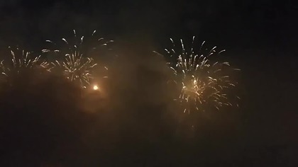 Efektowny pokaz fajerwerk&oacute;w z okazji Dnia Niepodległości