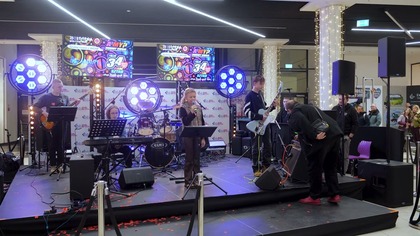 Zespół 7/8 na scenie 34.  Finału WOŚP w Jaworznie