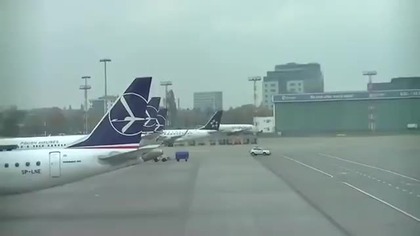 Hangar nr 21 miejsce zamordowania delegacji smoleńskiej w dniu 10. 04. 2010