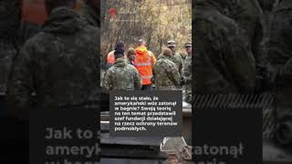 Amerykański pojazd wojskowy wyciągnięty z bagna na wschodzie Litwy