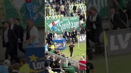 KAROL NAWROCKI NA MECZU LECHII.  WYMOWNY TRANSPARENT