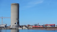 Nieudane wyburzanie starego silosu