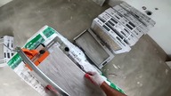 Odcinek 240.  Budowa domu do 70m2.  Jak samodzielnie ułożyć płytki w domu?