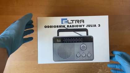 UNBOXING: Srebrne radio sieciowo bateryjne ELTRA Julia 3 z regulacją tonów i analogową skalą