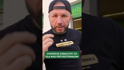 Siemanko! 
Zapraszamy do każdej ŻABKI w Polsce po 3 wyjątkowe smaki ROLLO  

 ROLLO z kurczakiem i sosem czosnkowym 

 ROLLO z wołowiną i sosem z papryczką chilli 

 ROLLO z Koftą wołową i pikantnym sosem pomidorowym 

Daj znać w komentarzu który ROLLO jest twoim ulubionym  Mój ulubiony smak to ROLLO Z WOŁOWINĄ  
A Twój? 

#wspolpraca #reklama #żabka #podróżewojownika #polska #jedzenie #kebab #rollo