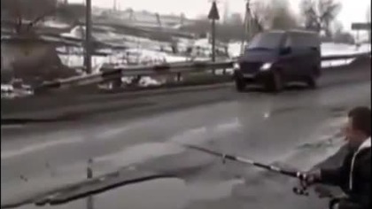Uliczny wędkarz