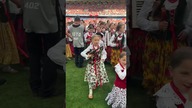 Ten obrazek poszedł w świat.  Mała Armia Janosika i 33 tysiące ludzi wykonali hymn Wisły Kraków