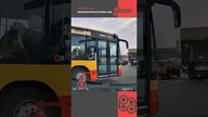Autobusem przed nosem #reels #warszawa #autobus