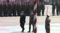Komorowski: Czołem żołnierze!. Żołnierze: Czołem Panie Prezydencie!