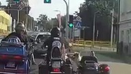 Edek na motorze i pies