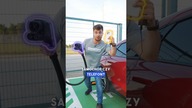 Ładowanie samochodu vs smartfona