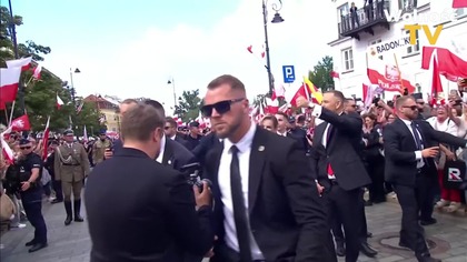  ZAPRZYSIĘŻENIE KAROLA NAWROCKIEGO NA PREZYDENTA RP! Wejście do Pałacu Prezydenckiego!