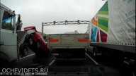 Stoisz sobie w korku aż tu nagle