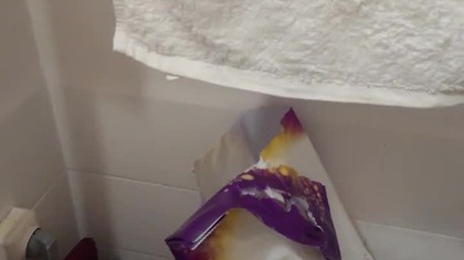 Proste piony z ciepłą wodą ...  czar PRL, majster płakał jak to robił...