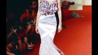 Happy 84 #viviennewestwood #fashionhistory #westwood #90srunway #90s #moda #fashion #inspiration