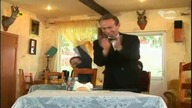 Goło i Wesoło głowa w stole
