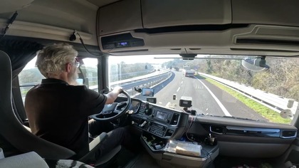 ZOBACZ JAK NAPRAWDE WYGLADA PRACA KIEORWCY TIRA - KLIKNIJ TUTAJ