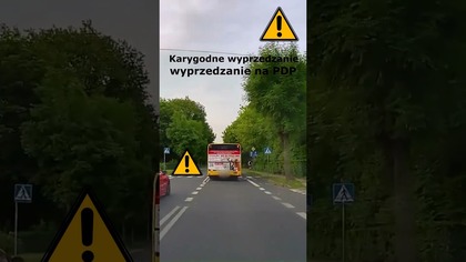 Karygodne wyprzedzanie na przejściu dla pieszych #shorts #rikordwidjo