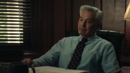 Moore jako Kate, kt&oacute;rej samotne życie przerywa wizyta sprawiającej problemy c&oacute;rki (Sydney Sweeney). Dziewczyna zjawia się przerażona i ubrudzona cudzą krwią. W miarę jak Kate odkrywa szokującą prawdę, uświadamia sobie, jak daleko posunie się matka, aby uratować swoje dziecko.