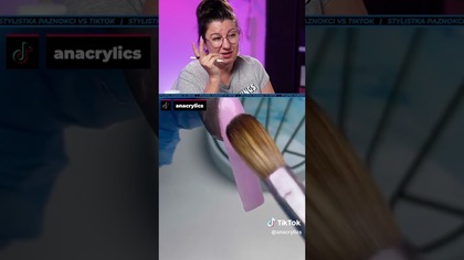 Ładnie odwzorowany SPIDER-MAN NA PAZNOKCIACH!