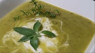 Ta zupa z cukinii to zapomniany skarb! Czy kiedykolwiek robiłeś tak dobrą zupę?