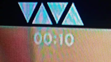 Dlaczego kanał VIVA Polska w trakcie reklamy wyświetla już licznik w 2017 roku?