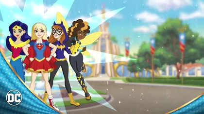 Składanka odcink&oacute;w serialu animowanego DC Super Hero Girls z 2015 roku z serii Bohater Miesiąca.