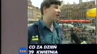 Jak kobiety powinny chodzić ubrane?