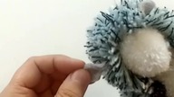 Jeż Pom Pom z resztek wł&oacute;czki, z pompon&oacute;w  DIY #shorts #jez #pompon #jakzrobic
