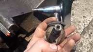 Wymiana sworznia wahacza po partaczu Mercedes W210