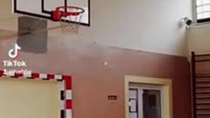 Niski gość robi WSAD NA WYMIARZE #shorts