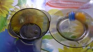 Separate Eggs With a Plastic Water Bottle  如何巧妙分离蛋清蛋黄