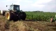 John Deere Wtopa ale urwał