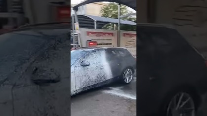 Przyjaciele na myjni to błąd!  #śmieszne #prank #shorts