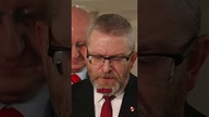 Braun ostro o migrantach.  Mordercy, terroryści