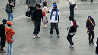 STREET BATTLE Les Twins VS  Bones The Machine