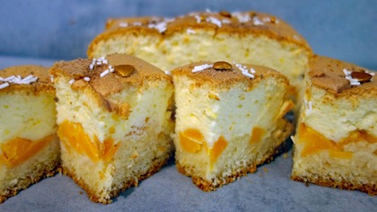 Ciasto Deluxe z Brzoskwiniami  Puszyste, Delikatne i Zawsze Udane!