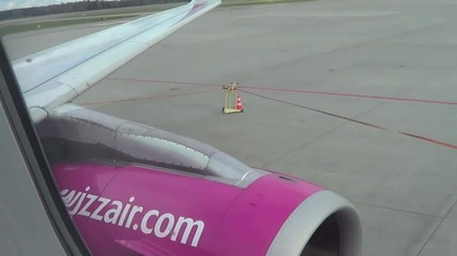 31 10 17 Airbus A 320 232 5660 HA LWV Katowice ParyżBeauvais Wizz Air