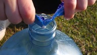 Experiment: Coca Cola VS Giant Balloon of Mentos