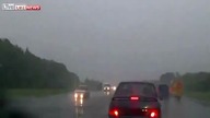 Parasolka jak piorunochron sciąga pioruny