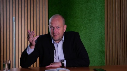 Marek Niechwiej: Piecza nad dzieckiem i piecza zastępcza w praktyce