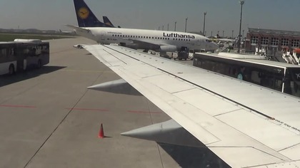 24 04 15 Boeing 737 530 24945 2063 D ABIW Frankfurt Wrocław Lufthansa