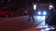 Naćpany koleś na zlocie na cargo