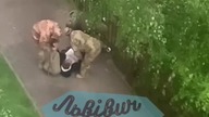 Ukraina. Łapacze mięsa armatniego dopadli kolejnego ochotnika do trumny