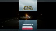 Zwężenie widać z daleka a ona i tak próbuje?  #zwężenie #drogowe #kierowcy #polskiedrogi