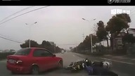 Kobieta za kierownicą