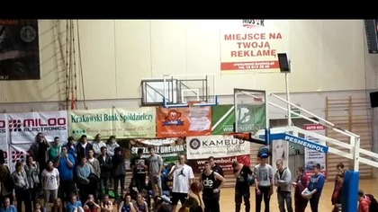 Wsad pod nogą nad osobą #shorts #show