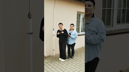 Jeśli podoba Ci się moja praca, wesprzyj proszę m&oacute;j kanał na YT subskrybując go, aby oglądać więcej film&oacute;w: @gosia_pik
#kr&oacute;tkifilm #humor #nieporozumienie #kłanianie #shorts #zaskoczenie #sytuacyjnakomedia #zabawnesytuacje #viralvideo #codzienność #ludzkieżycie #uprzejmosc