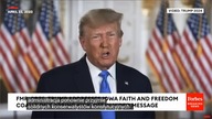 Trump m&oacute;wi, co ...  są napisy pl ...